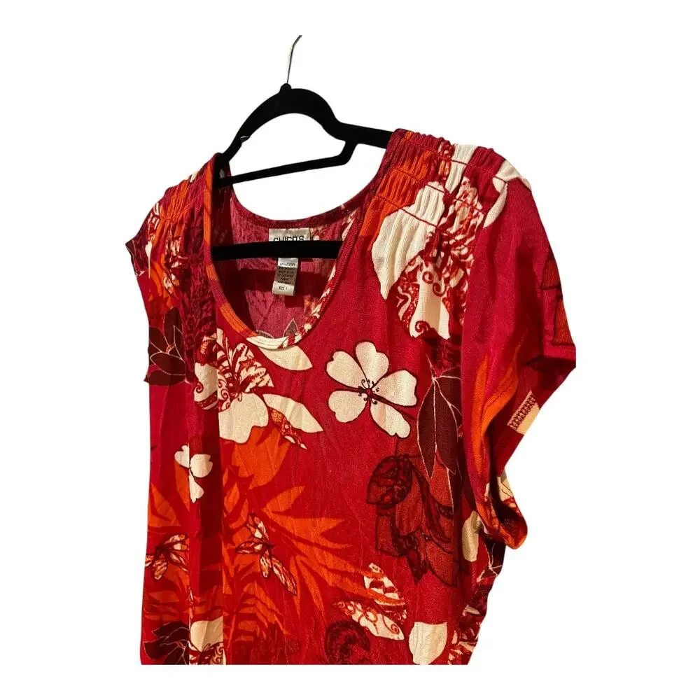 Chicos Travelers Red White Tropical Print Blouse Ruched Shoulders Size 1 (Medium